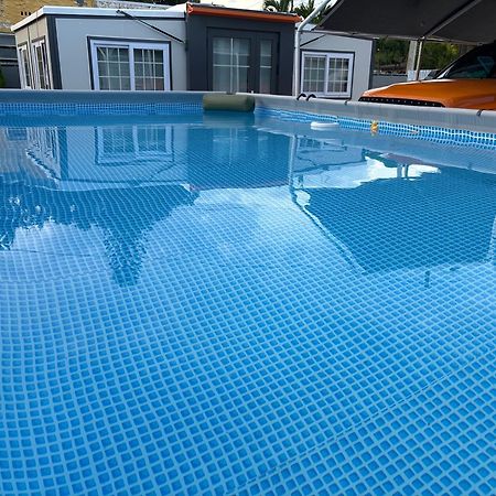 Mini House Oasis Hotel Miami Springs Bagian luar foto